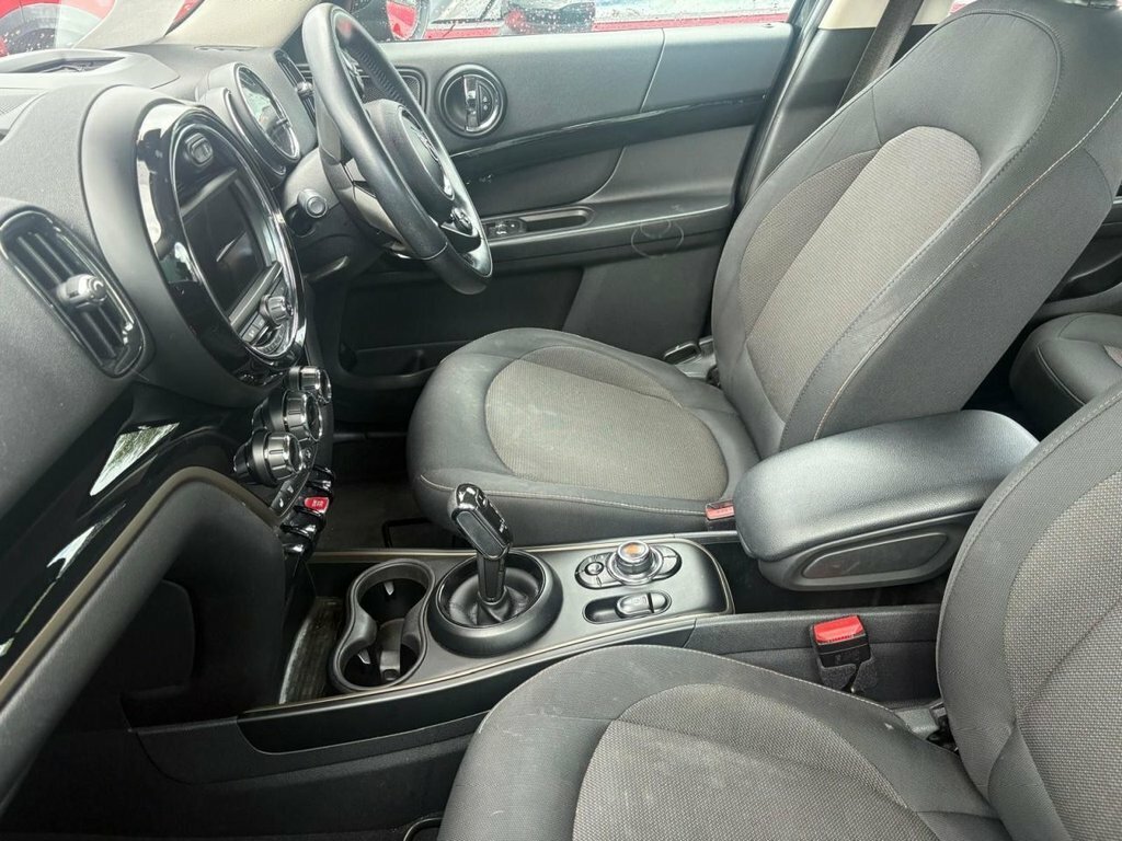 Mini Countryman 1.5L Cooper Classic YB68PYO Black #3