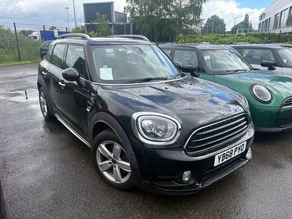 Mini Countryman 1.5L Cooper Classic Black
