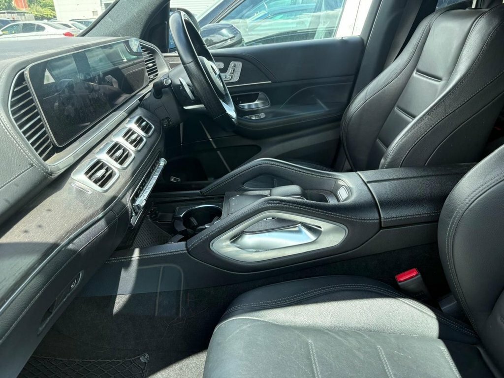Mercedes-Benz GLE Class 2L Amg Line Black #6