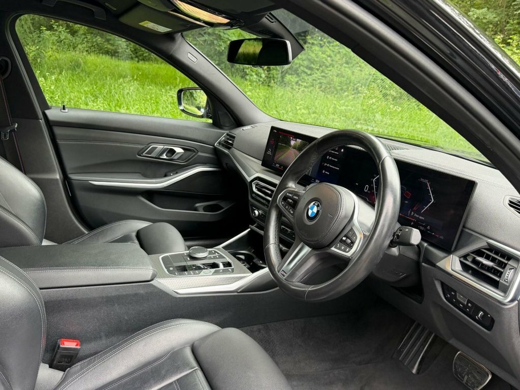 BMW 3 Series 3L Null CN72WRV Black #2