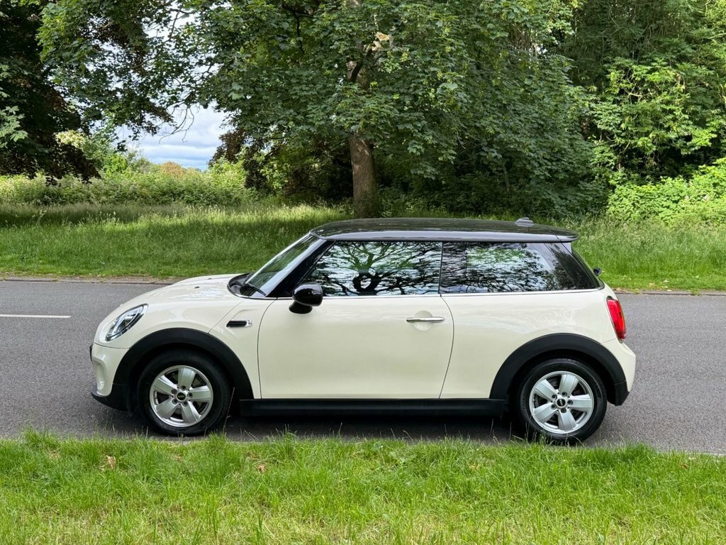 Mini Hatch 1.5L Cooper Classic AU68LBA White #5