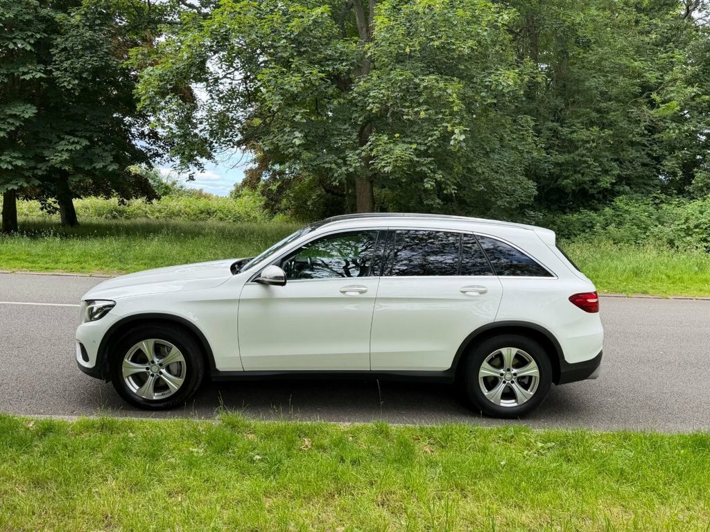 Mercedes-Benz GLC Class 2.1L Sport White #4