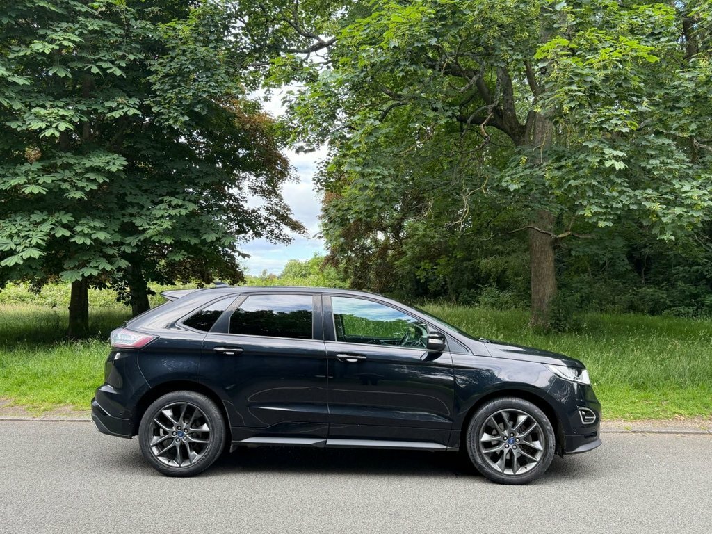 Ford Edge 2L Sport Black #4
