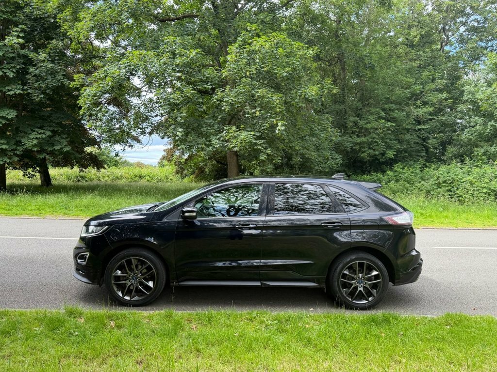 Ford Edge 2L Sport Black #5