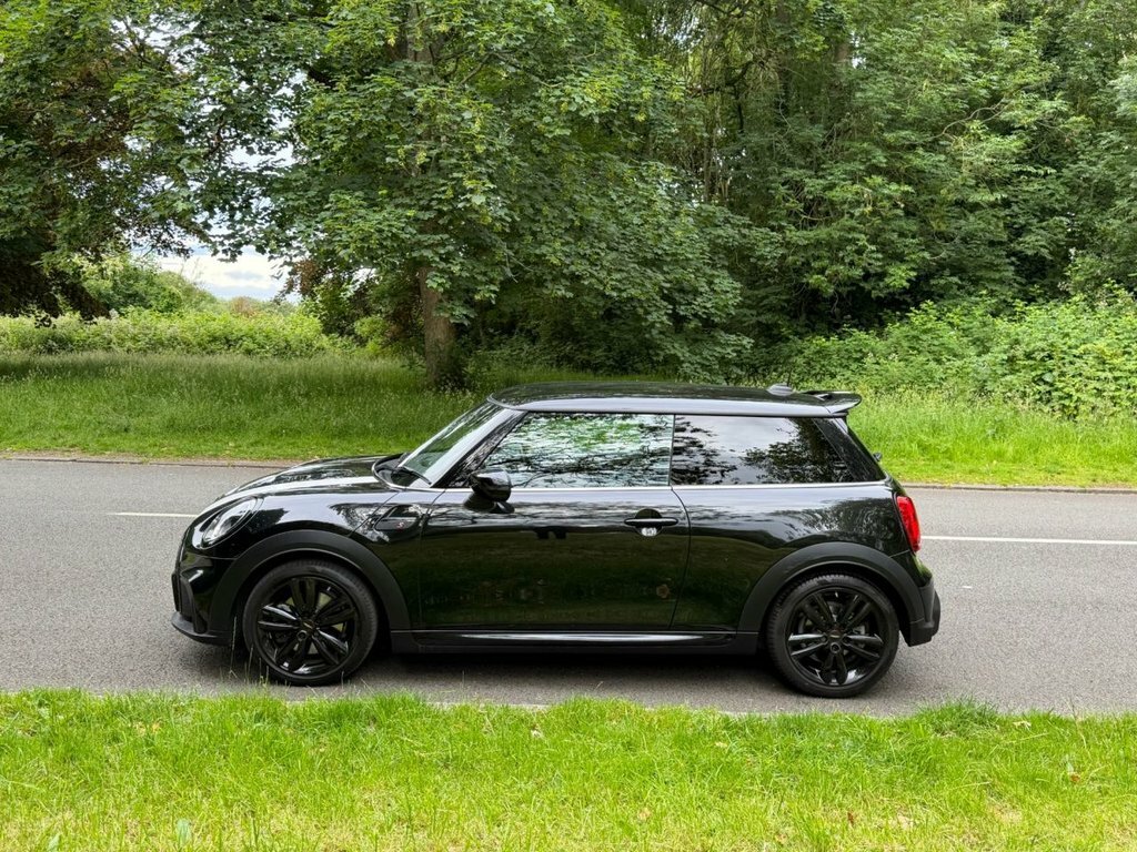 Mini Hatch 2L Cooper S Sport OV72HGE Black #4