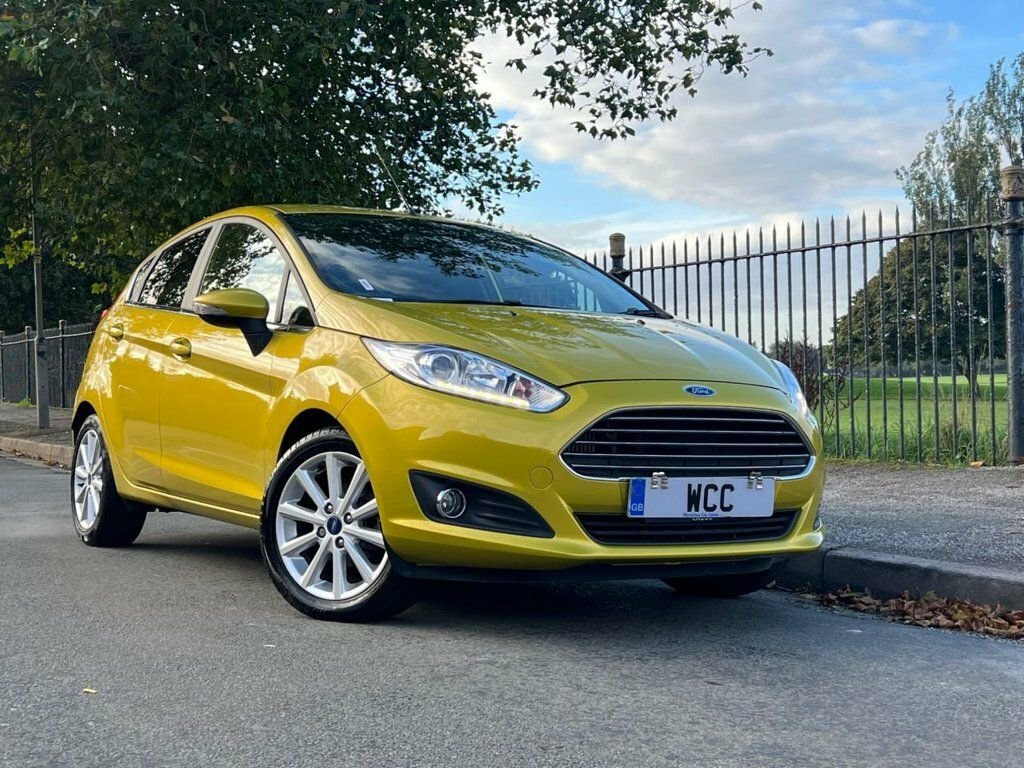 Ford Fiesta 1L Titanium Yellow