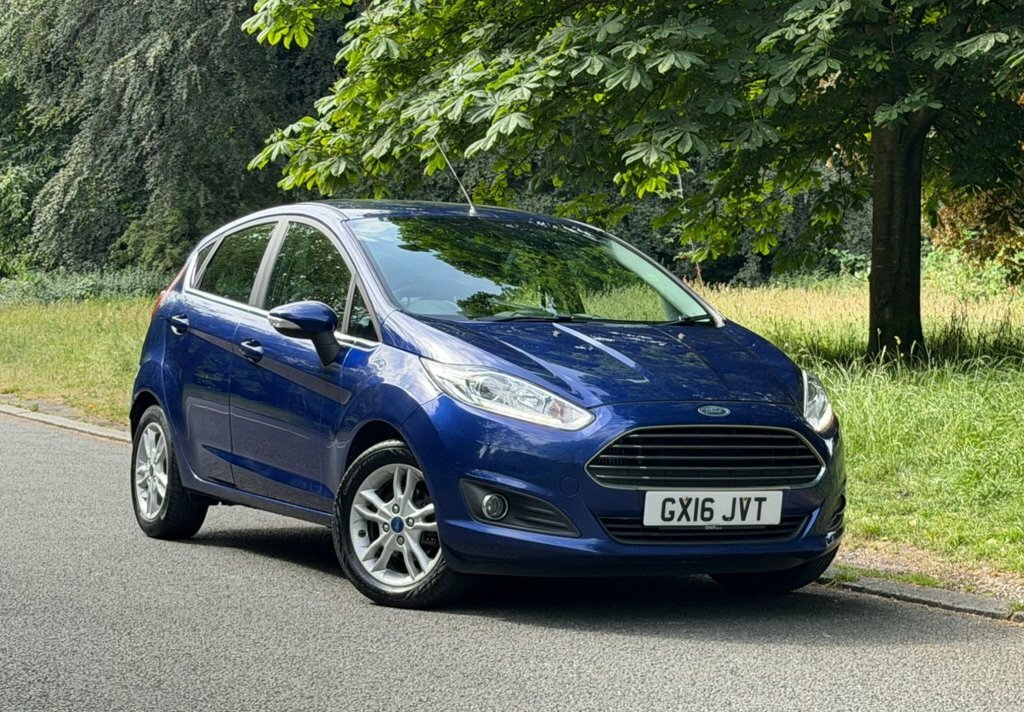 Ford Fiesta 1L Zetec Blue
