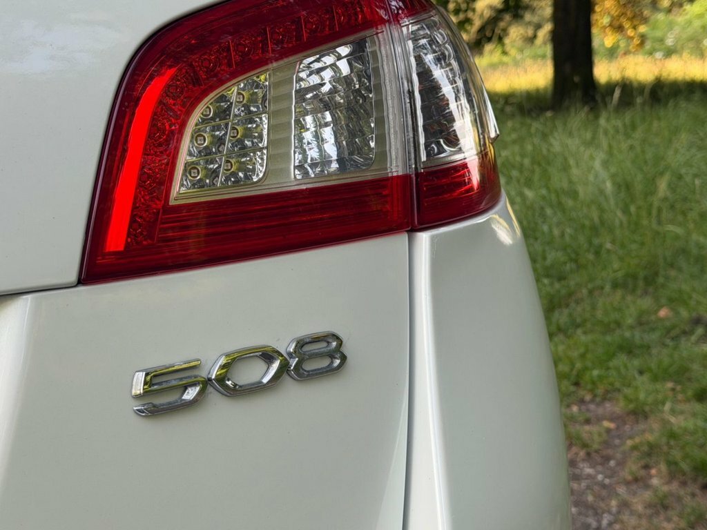 Peugeot 508 SW 1.6 E-hdi Sw Active 115 Bhp White #11