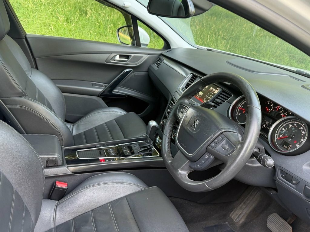 Peugeot 508 SW 2L Allure White #2