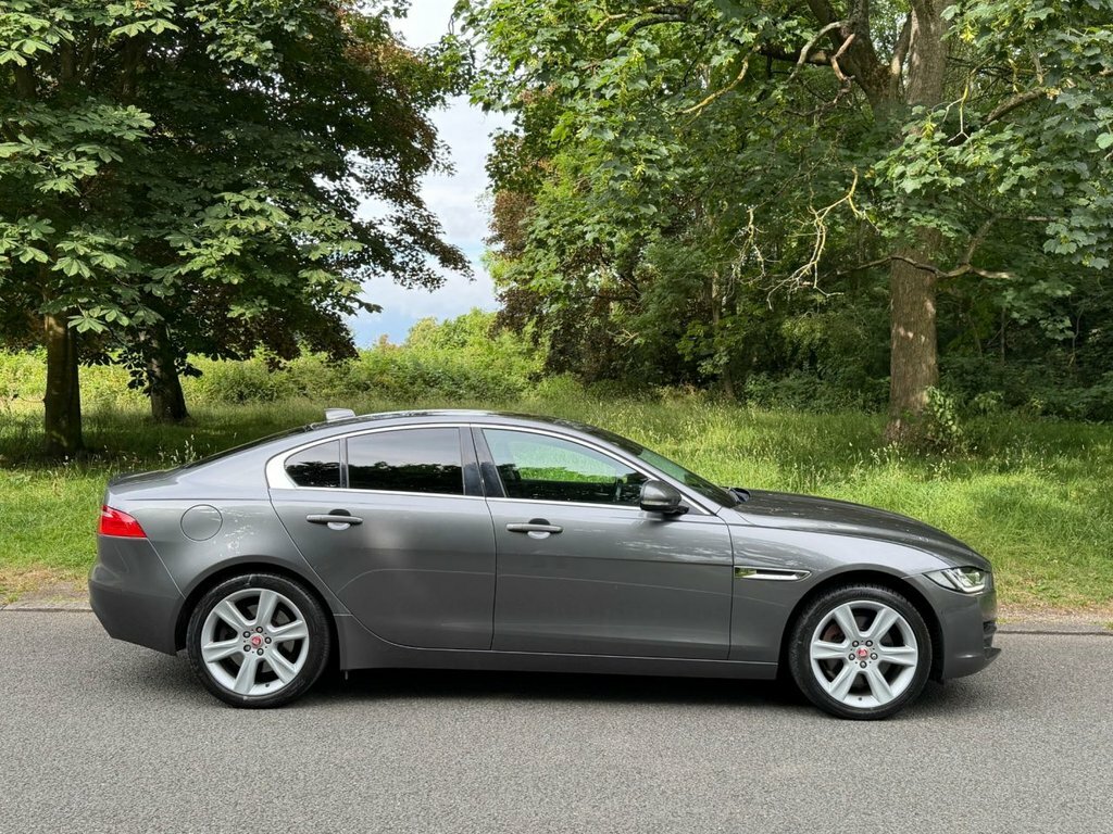 Jaguar XE 2L Portfolio Grey #3