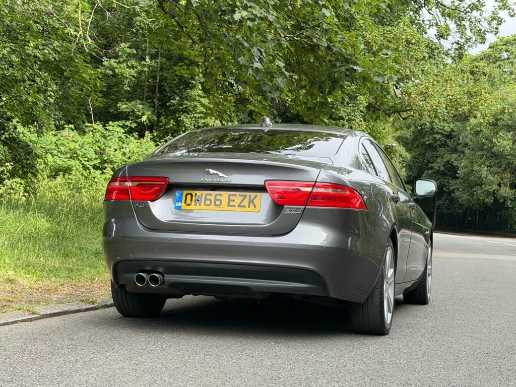 Jaguar XE 2L Portfolio Grey #5