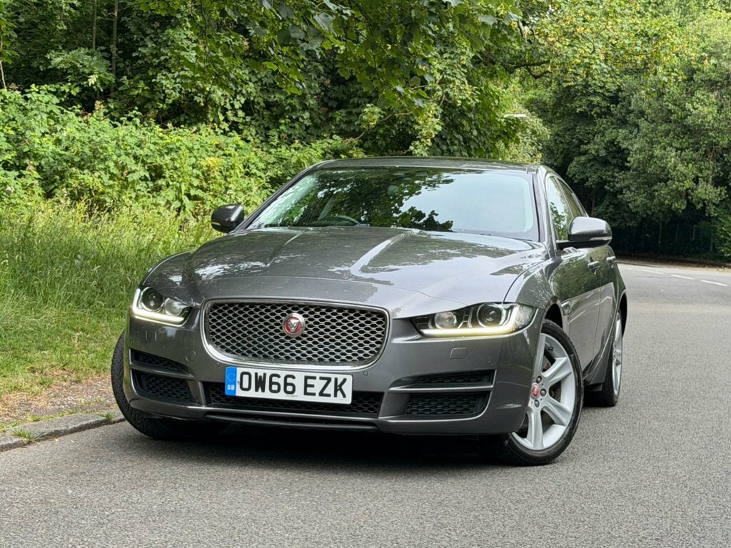Jaguar XE 2L Portfolio Grey #6