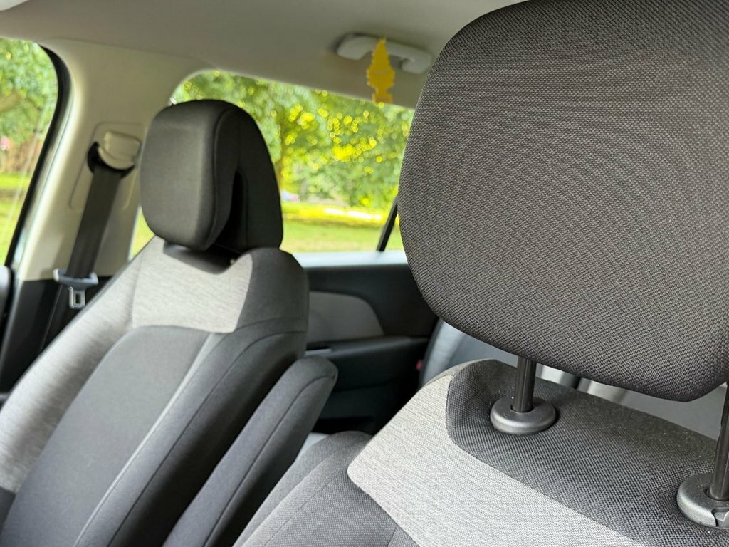 Citroen Grand C4 SpaceTourer Sense Black #13