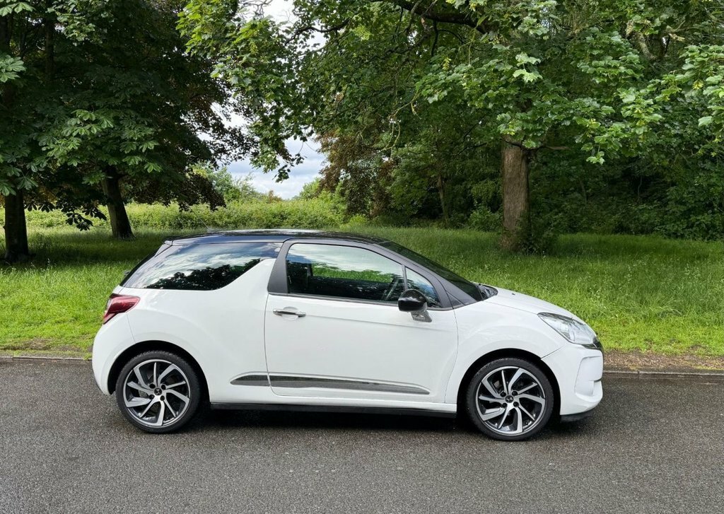 DS DS 3 1.2L Connected Chic White #5