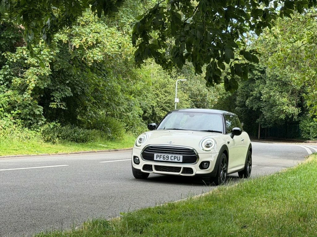 Mini Hatch 1.5L Cooper Sport White #3