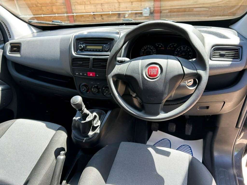 Fiat Doblo 1.4L Pop Black #2