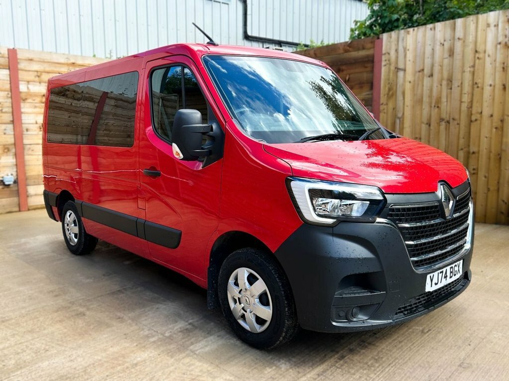 Renault Master 2.3L Advance Red #2