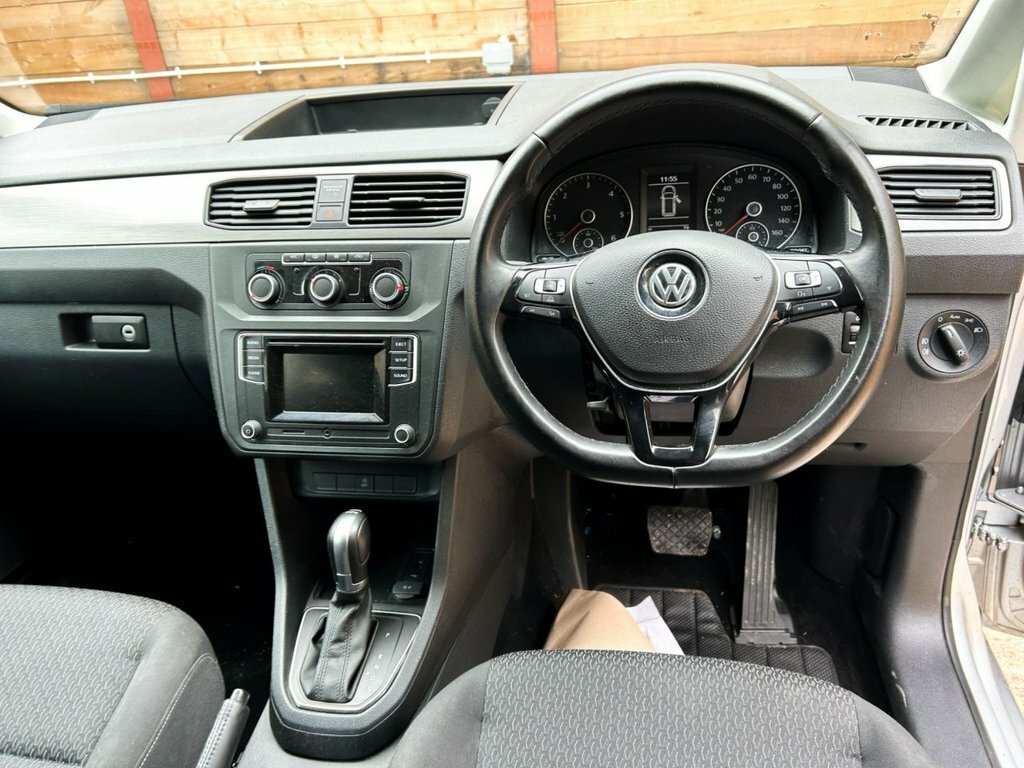 Volkswagen Caddy Maxi Life 2L Null Silver #2