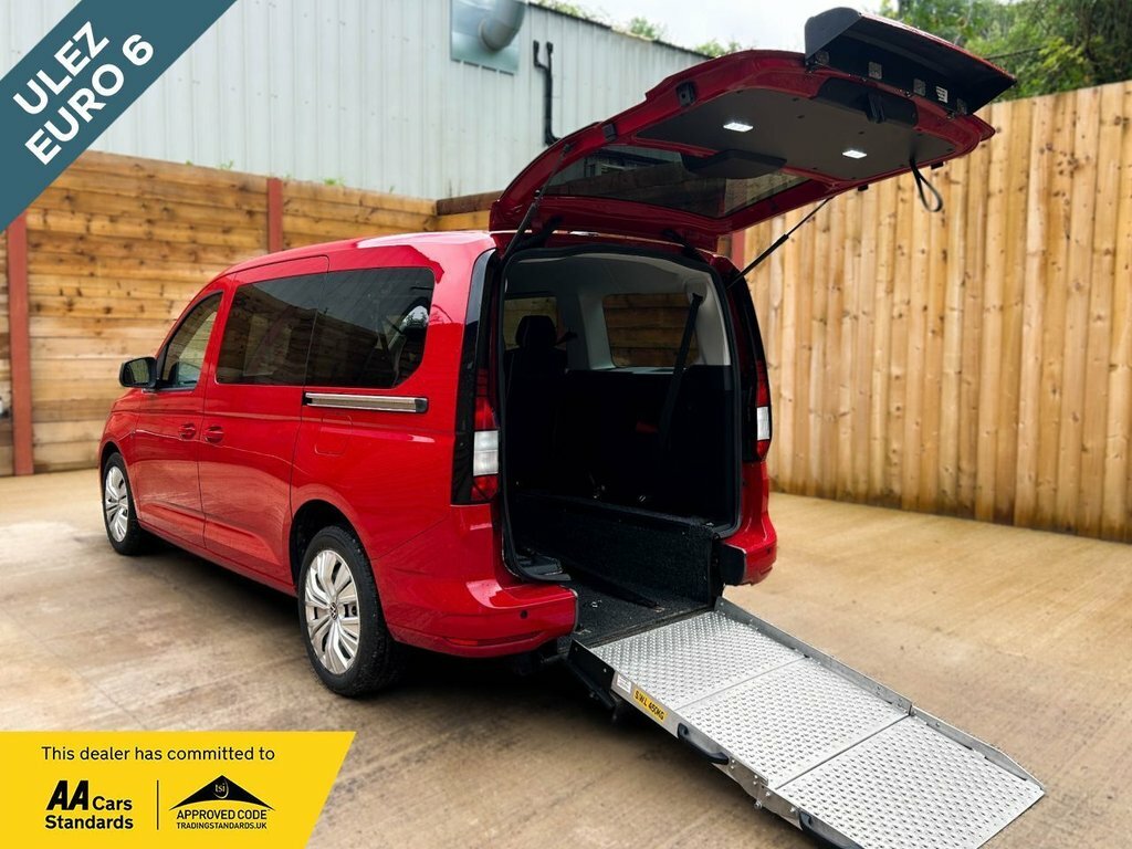 Volkswagen Caddy Maxi 2L Null Red