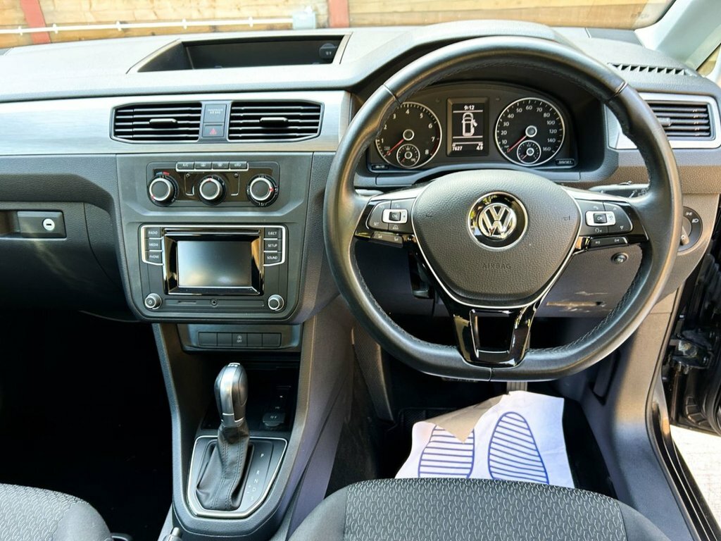Volkswagen Caddy Maxi Life 1.4L Null Black #2