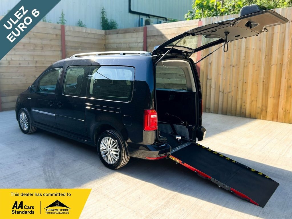 Volkswagen Caddy Maxi Life 1.4L Null Black