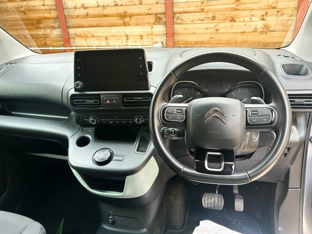 Citroen Berlingo 1.5L Feel Grey #2