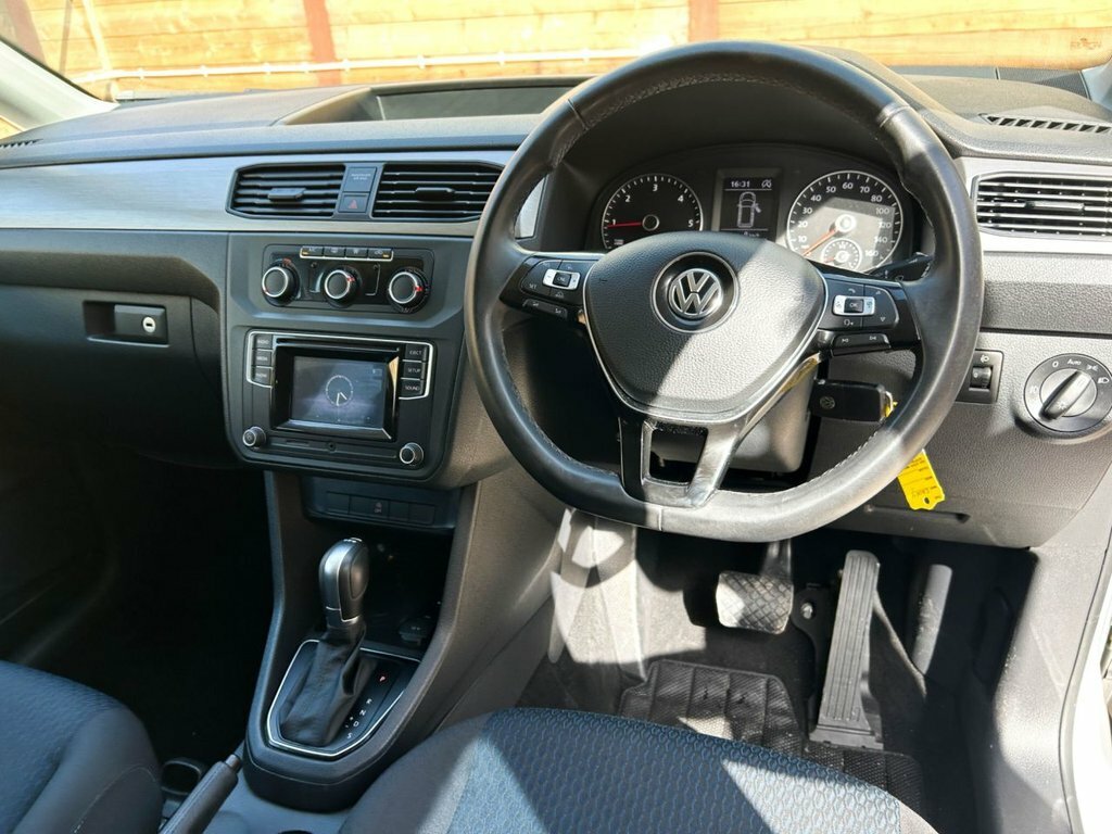 Volkswagen Caddy Maxi Life 2L Null Silver #2