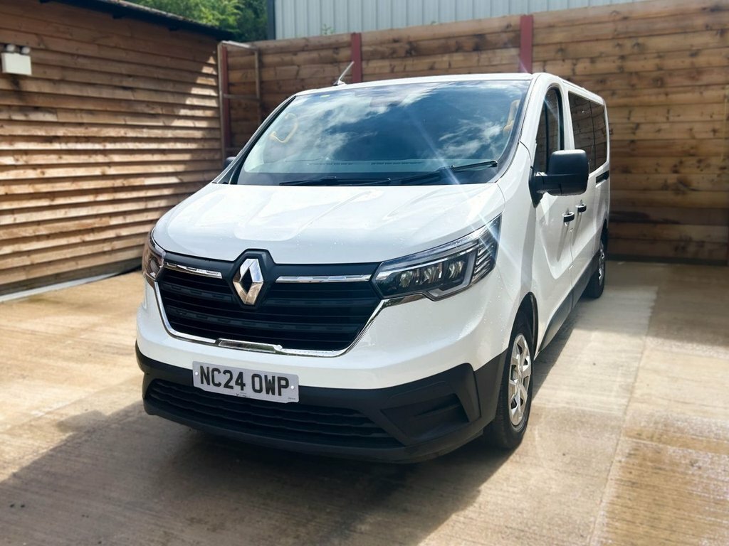 Renault Trafic 2L Business NC24OWP White #6
