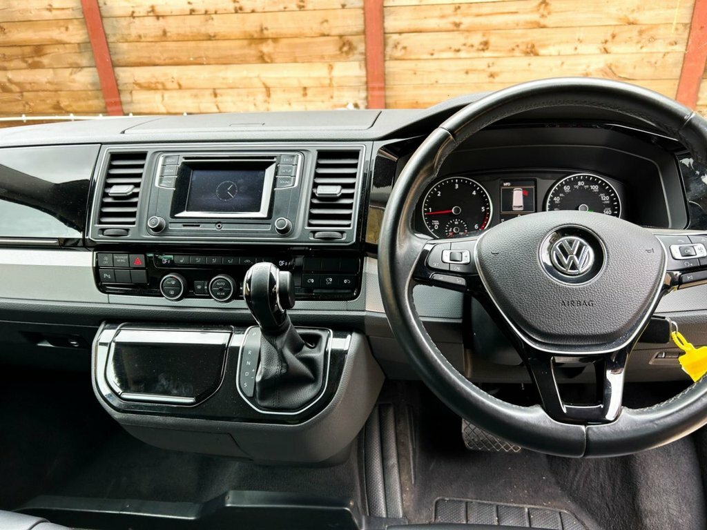Volkswagen Caravelle 2L Executive Silver #2