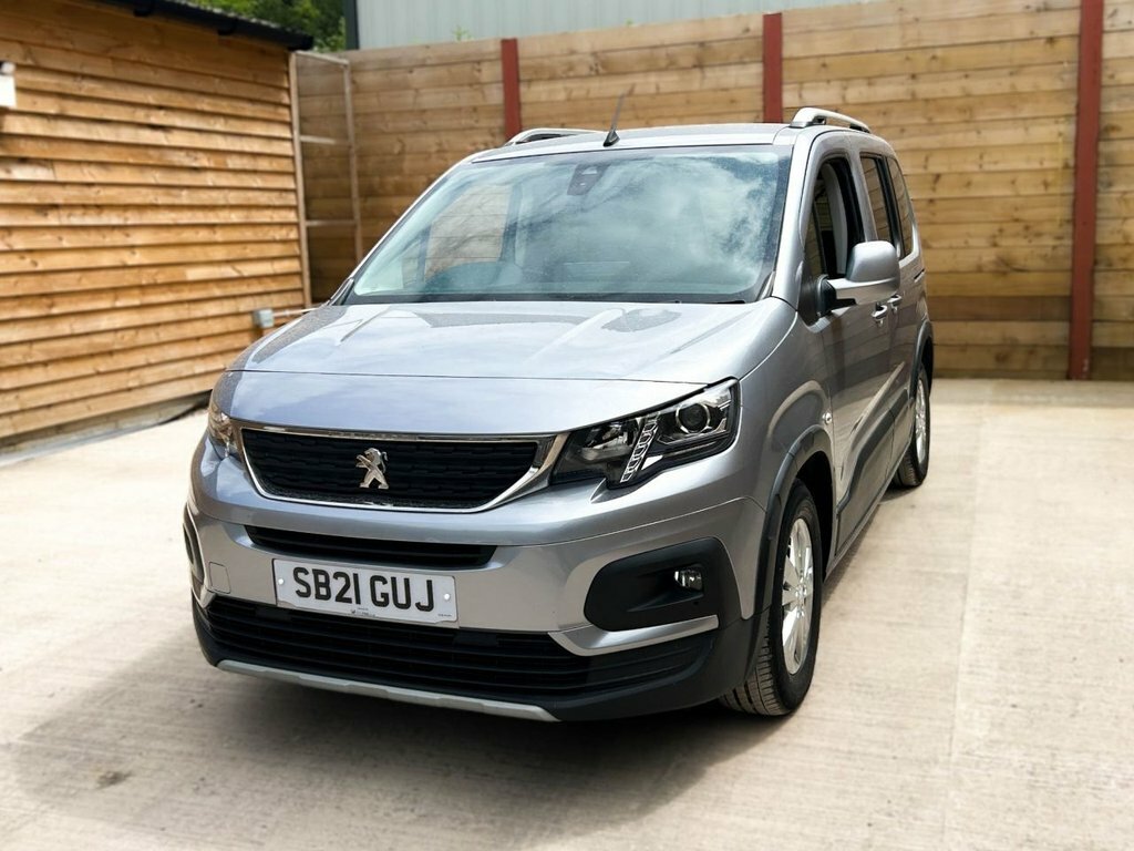 Peugeot Rifter 1.2L Allure Grey #6