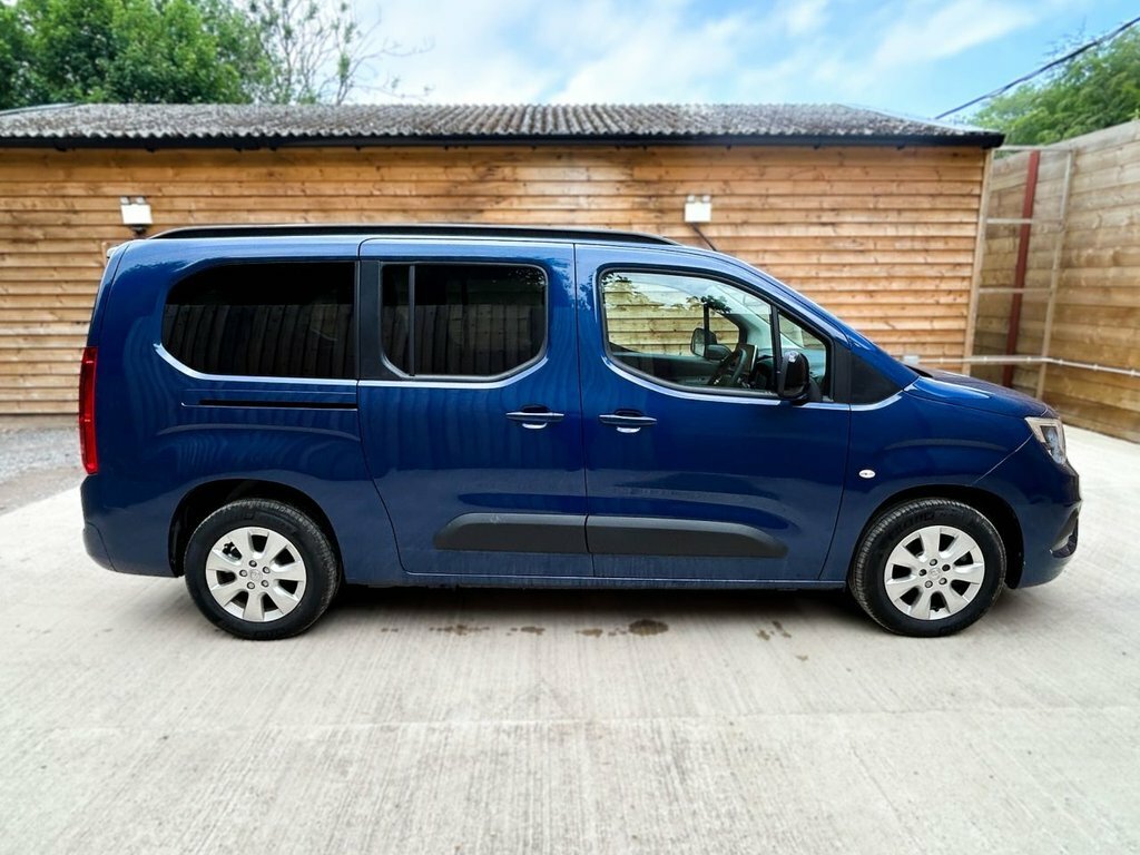 Vauxhall Combo Life Life Ultimate XL Green #8
