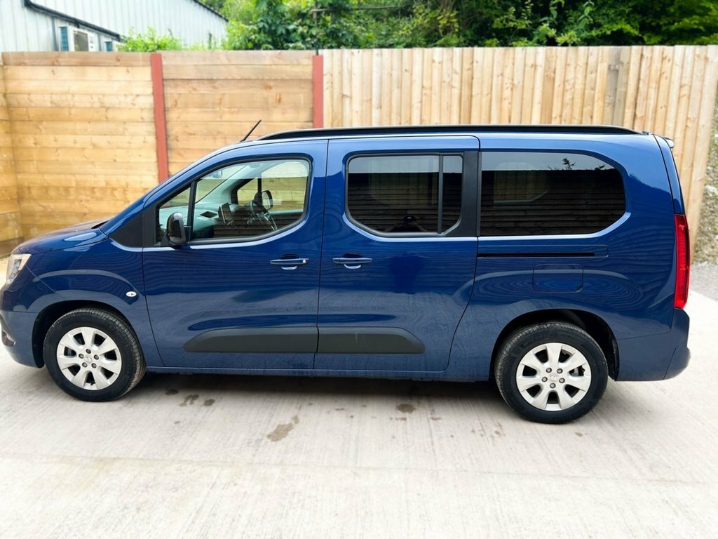 Vauxhall Combo Life Life Ultimate XL Green #9