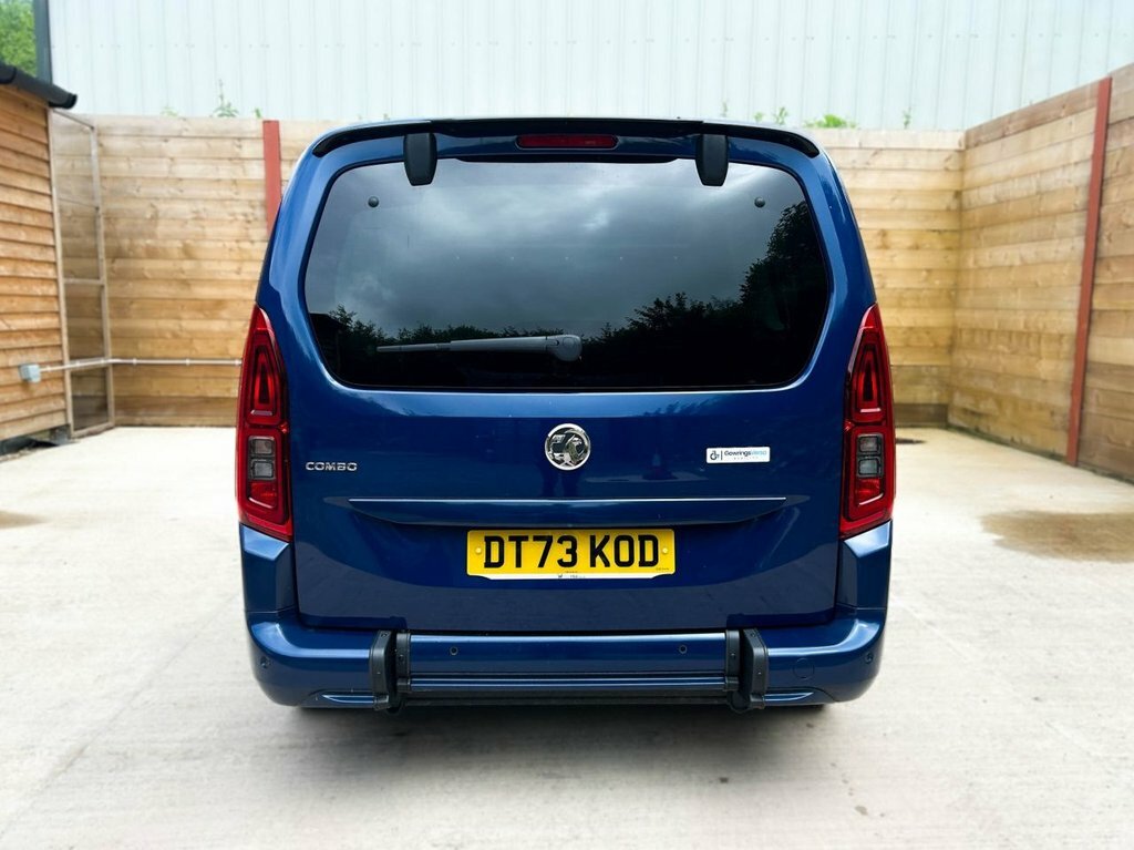 Vauxhall Combo Life Life Ultimate XL Green #12