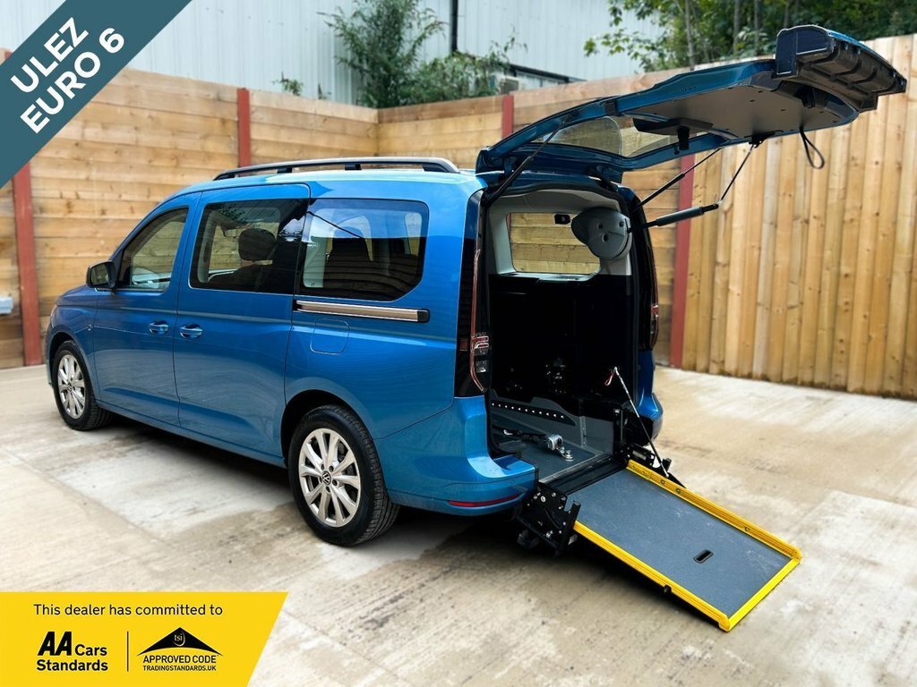 Volkswagen Caddy Maxi Life 2L Life Blue