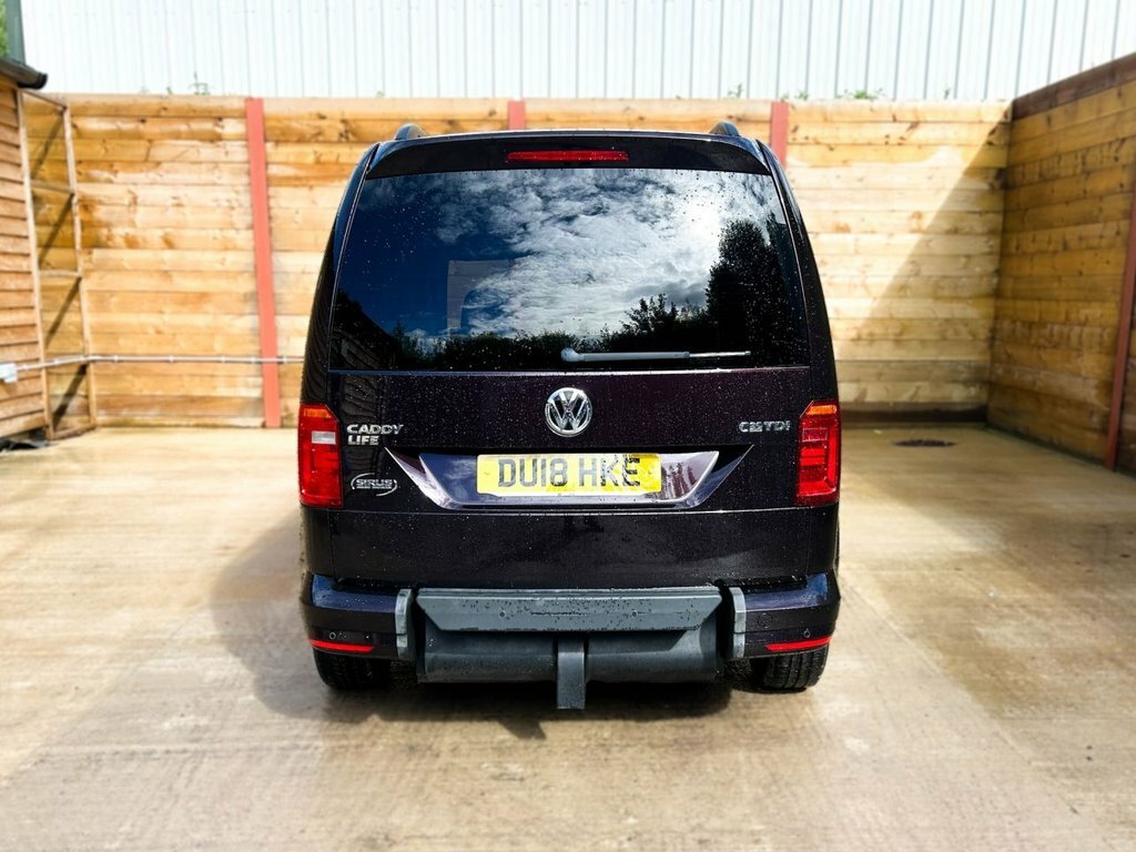 Volkswagen Caddy Life Life 2.0 Tdi Bluemotion Tech Mpv Green #12