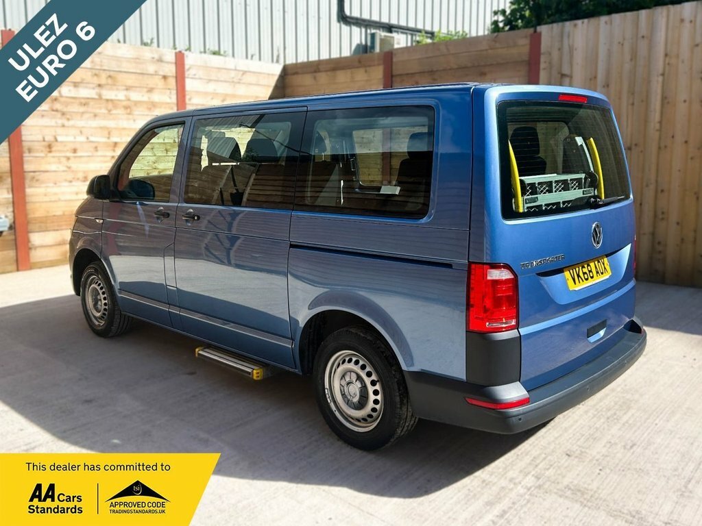 Volkswagen Transporter 2L Startline Blue