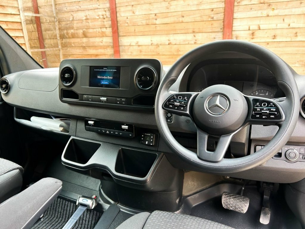 Mercedes-Benz Sprinter 2L Premium Grey #2