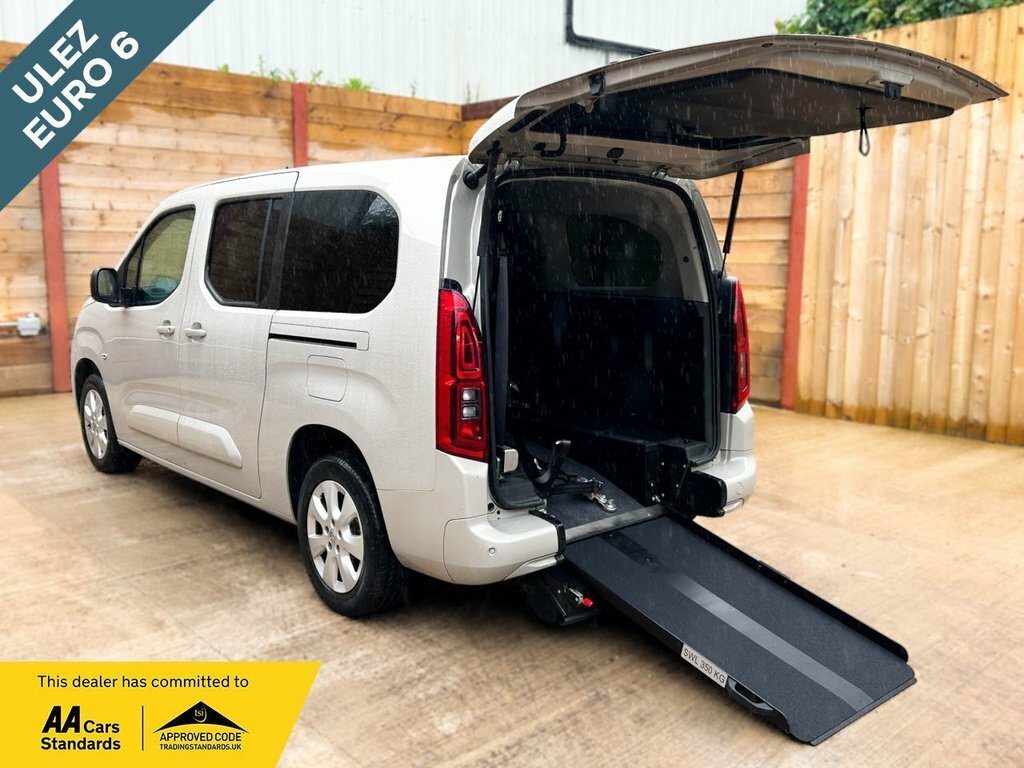 Vauxhall Combo Life 1.2L Se Grey