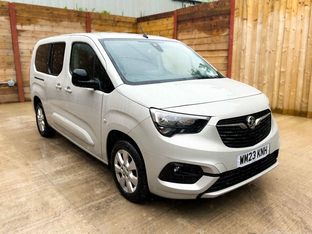 Vauxhall Combo Life 1.2L Se Grey #4