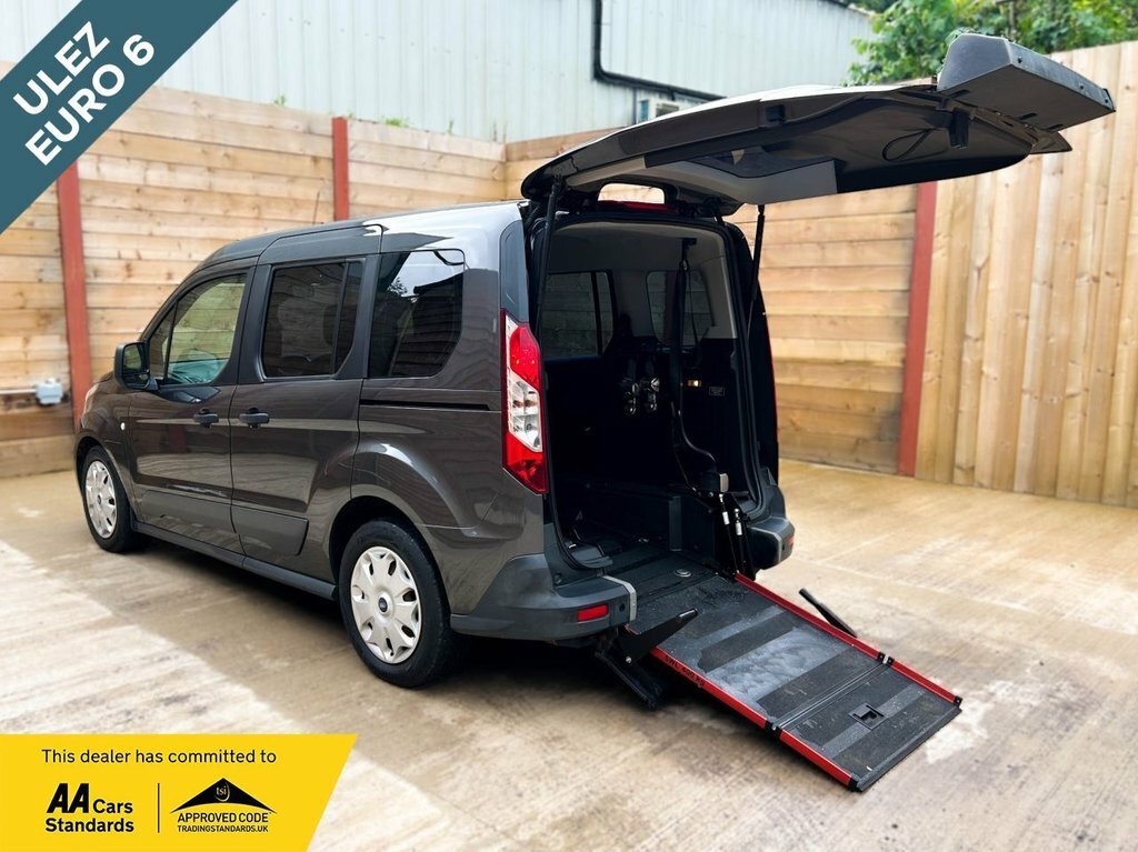 Ford Tourneo Connect Titanium White #1