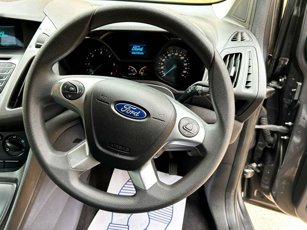 Ford Tourneo Connect Titanium White #26