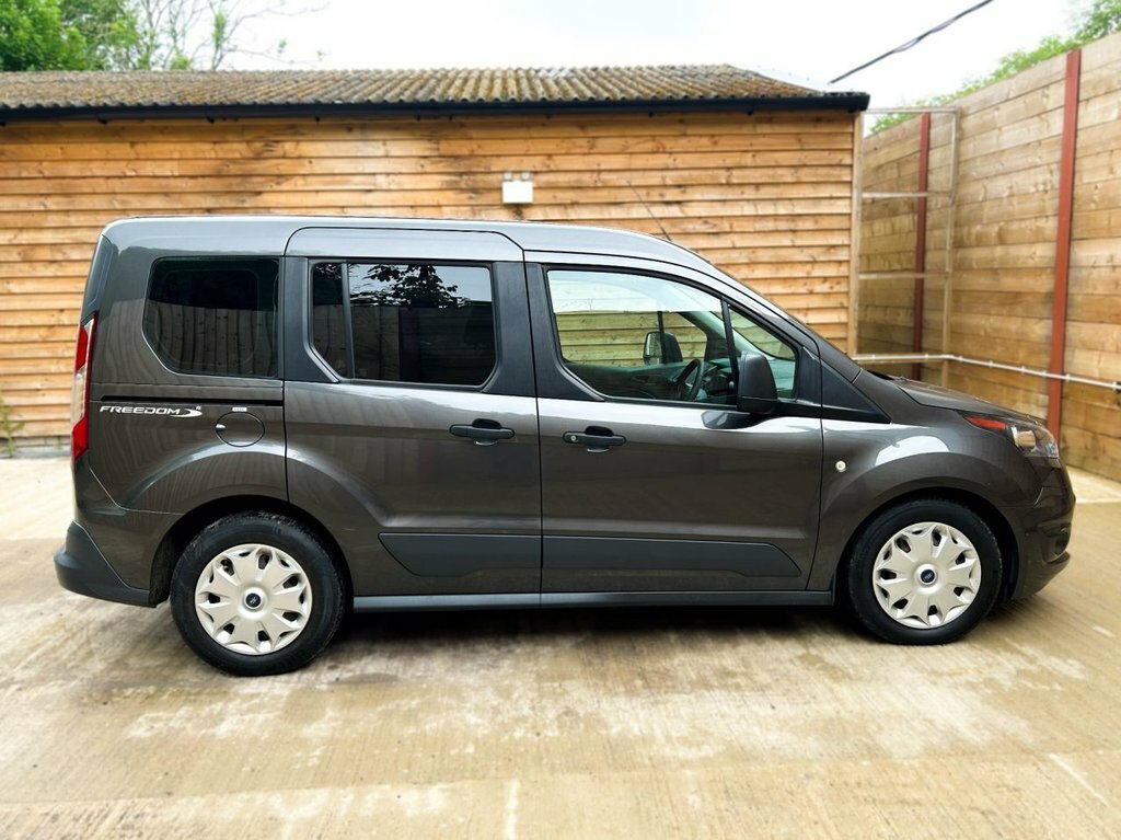 Ford Tourneo Connect Titanium White #8