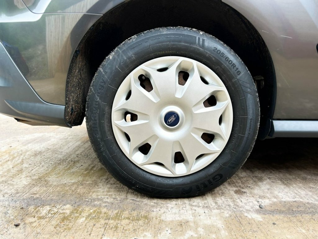 Ford Tourneo Connect Titanium White #33