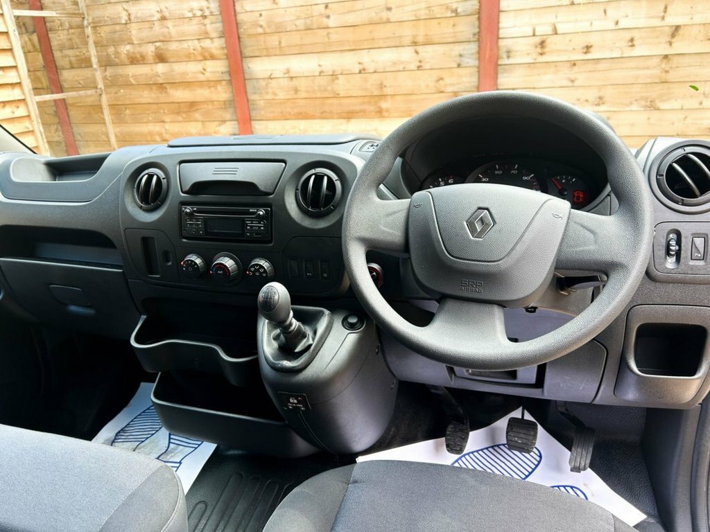 Renault Master 2.3L Business Grey