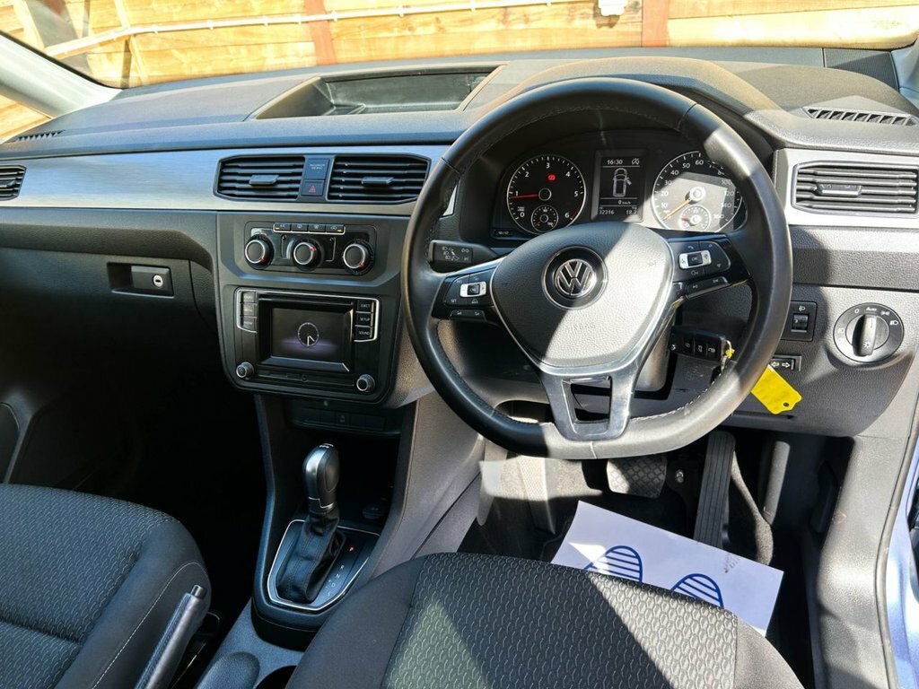 Volkswagen Caddy Maxi Life 2L Null YD20ZKF Blue #2