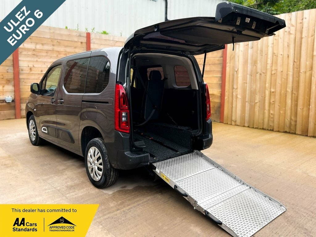 Citroen Berlingo 1.2L Feel Grey