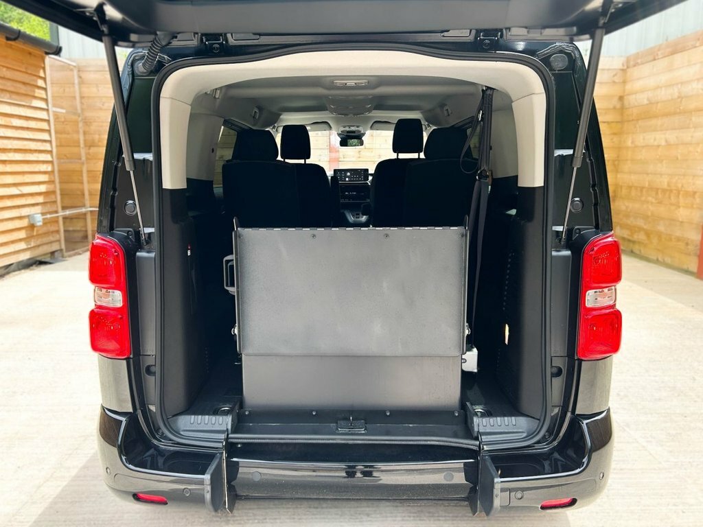 Citroen SpaceTourer Tourer 2.0L 175 Bhp Grey #13