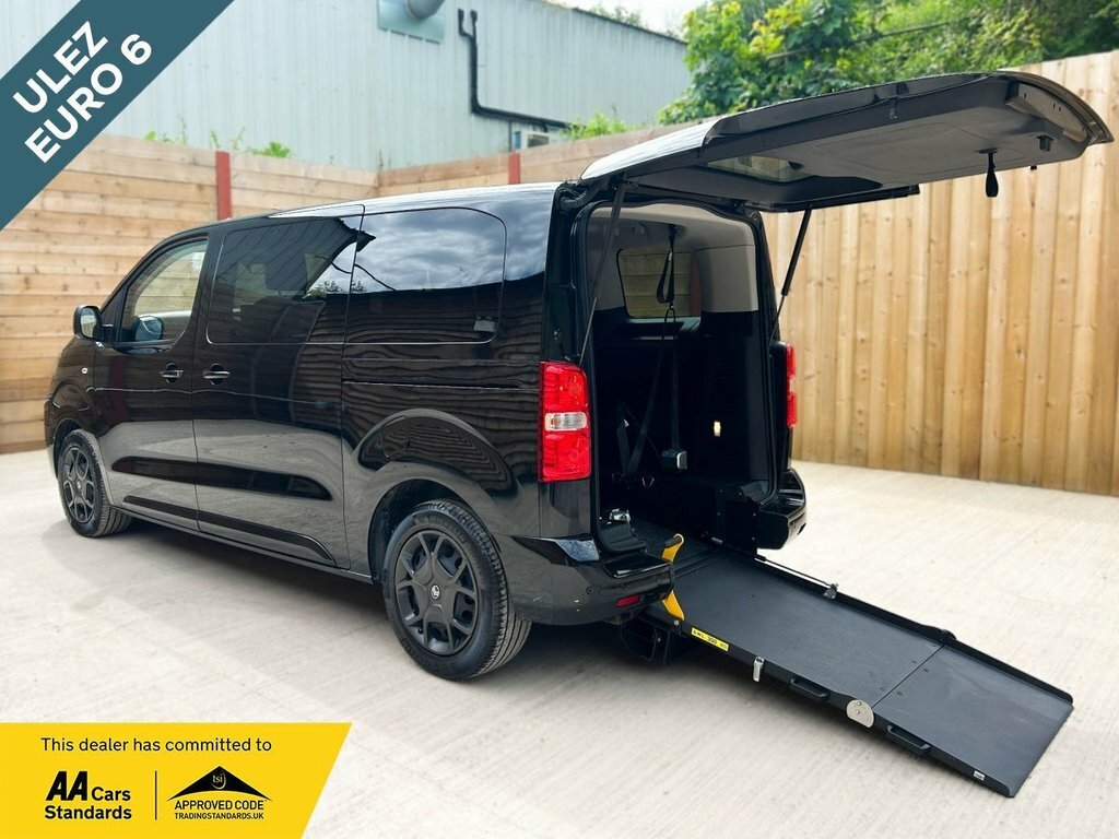 Citroen SpaceTourer 2L Null Black