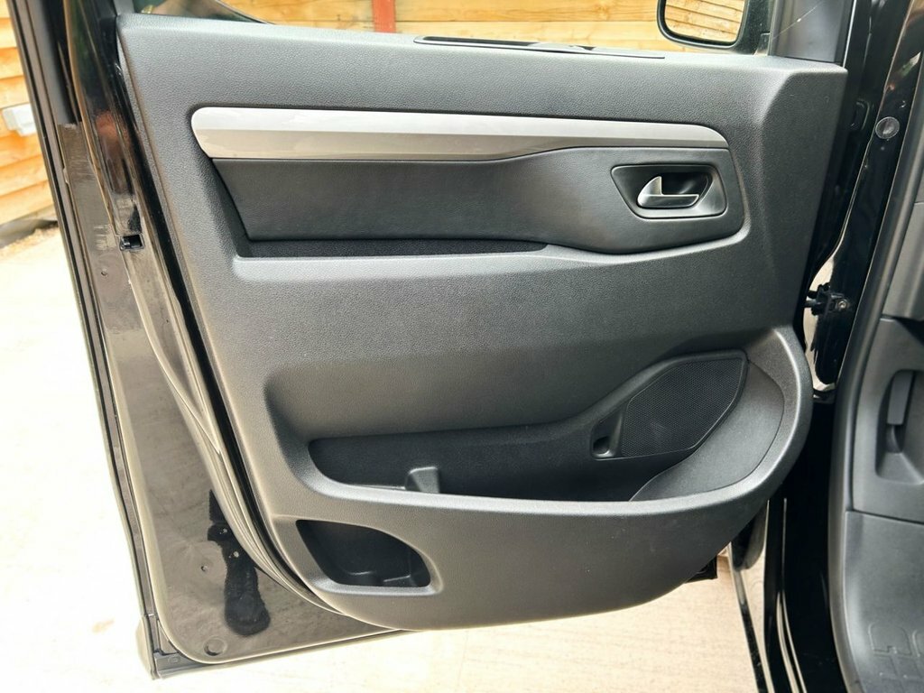 Citroen SpaceTourer Tourer 2.0L 175 Bhp Grey #28
