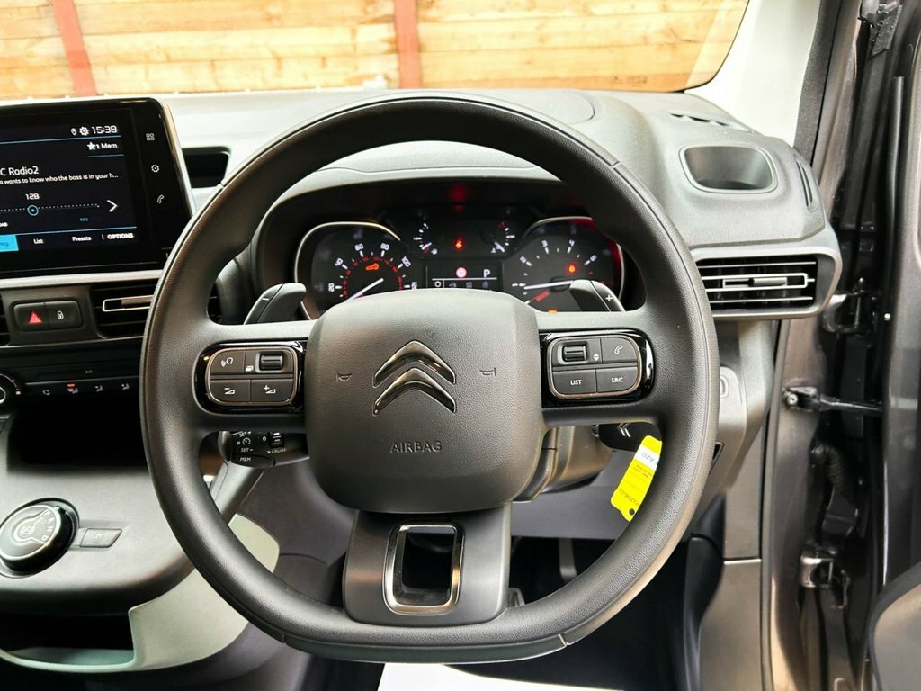 Citroen Berlingo 1.2L Feel Grey #2
